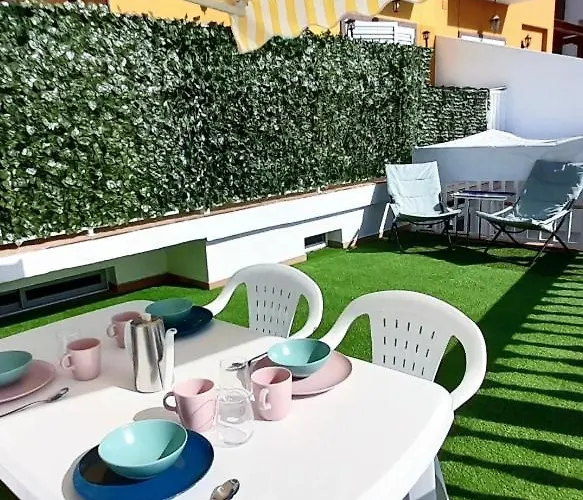 Comfy 2 Bedroom Apartment In Arguineguin With Wifi And Free Parking